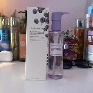 GLOW RECIPE Blueberry Bounce Gentle Cleanser